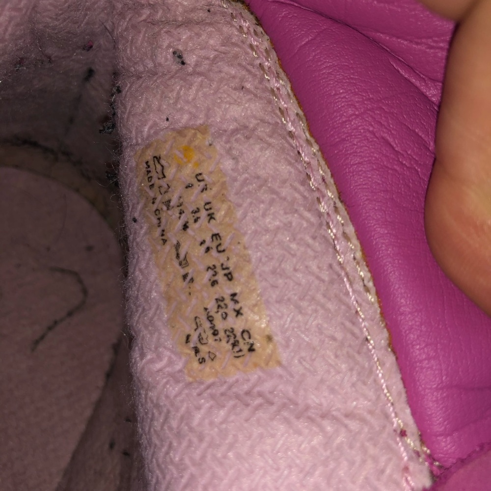 Pink timberlands - Picture 6 of 7
